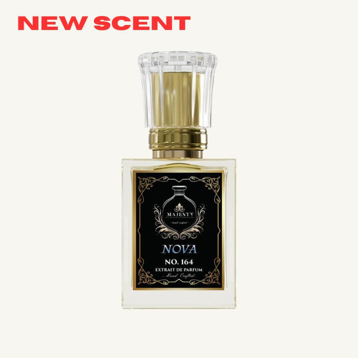 Nova I Womens I white floral amber floral animalic powdery I Fragrance Parfum
